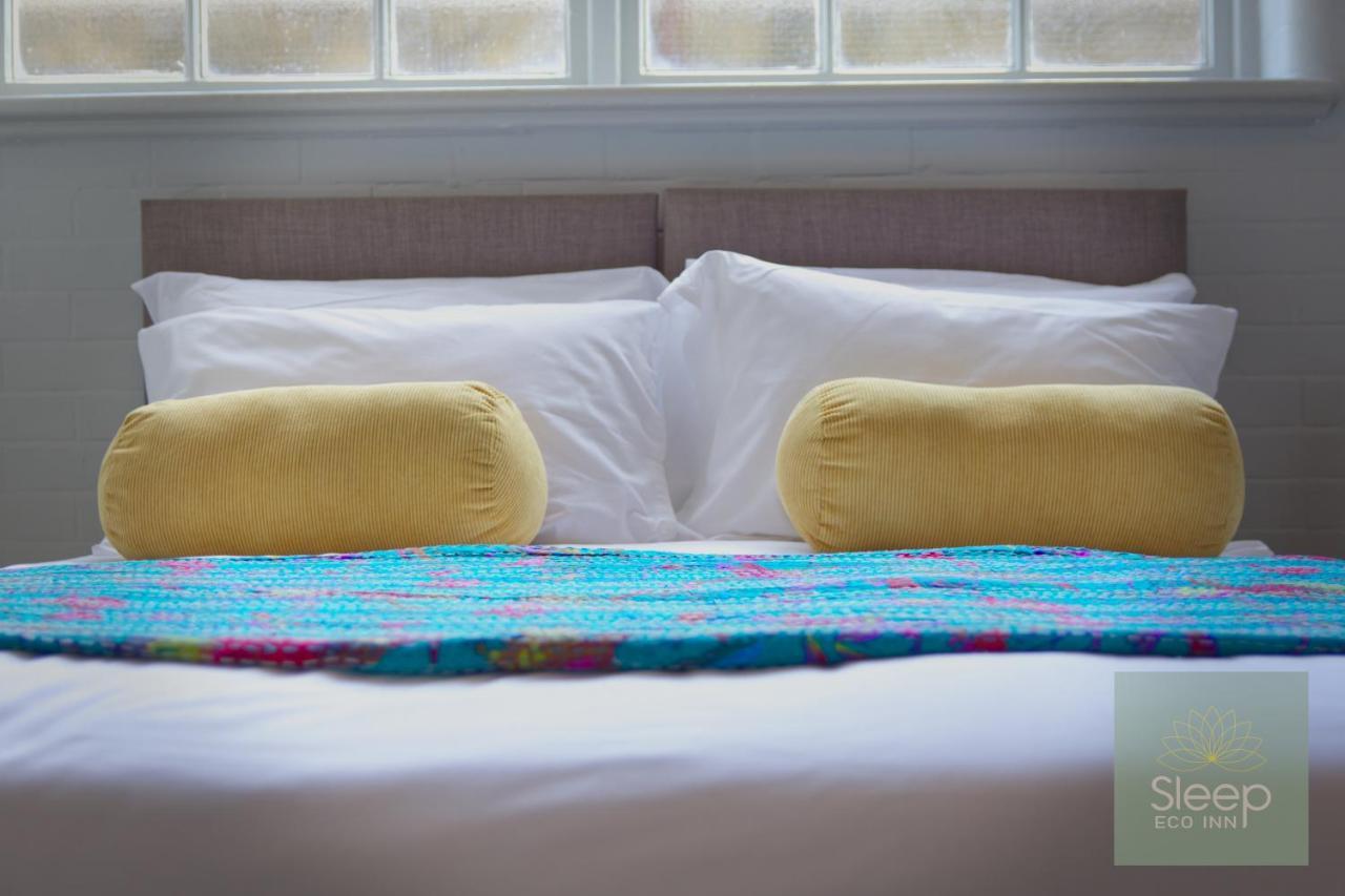 Sleep Hotel ワージング エクステリア 写真